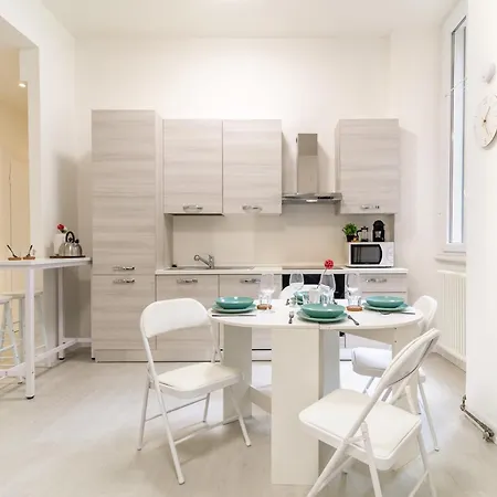 Borghi Station House Como