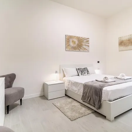 Apartment Borghi Station House Como