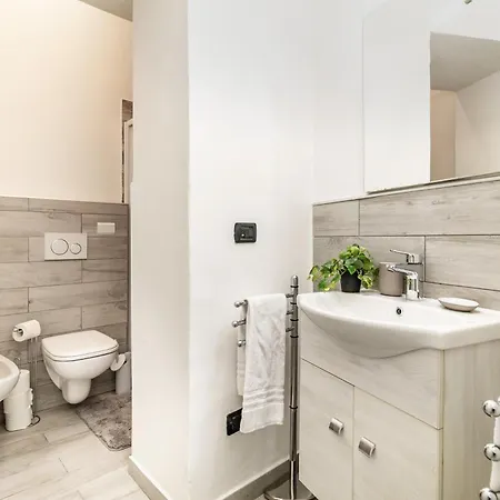 Borghi Station House Apartment Como