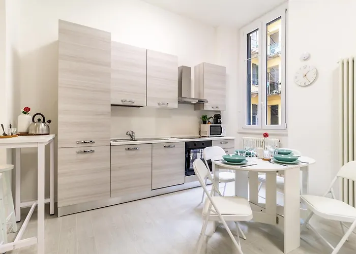 Daire Borghi Station House Como